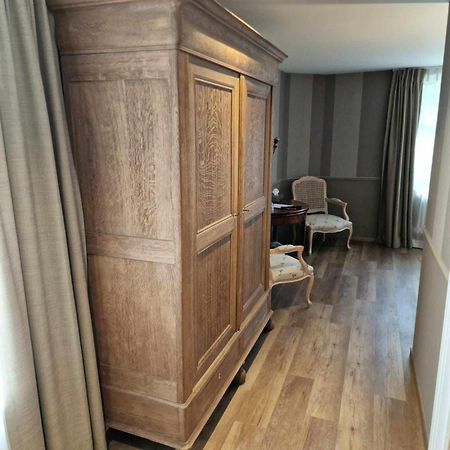Hotel Le Cor De Chasse Сент-Юбер Экстерьер фото