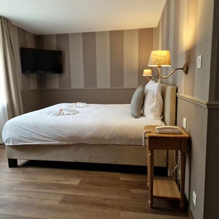 Hotel Le Cor De Chasse Сент-Юбер Экстерьер фото
