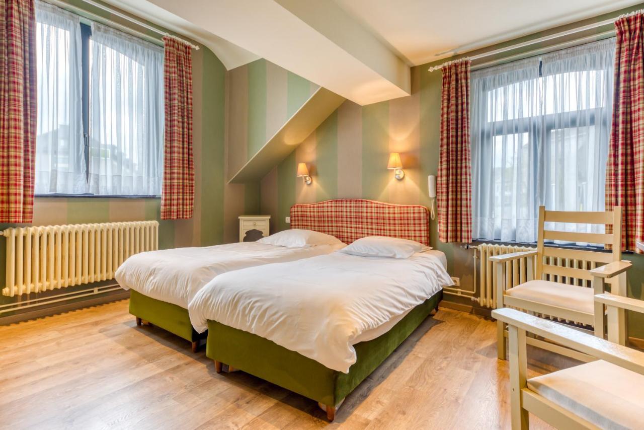 Hotel Le Cor De Chasse Сент-Юбер Экстерьер фото